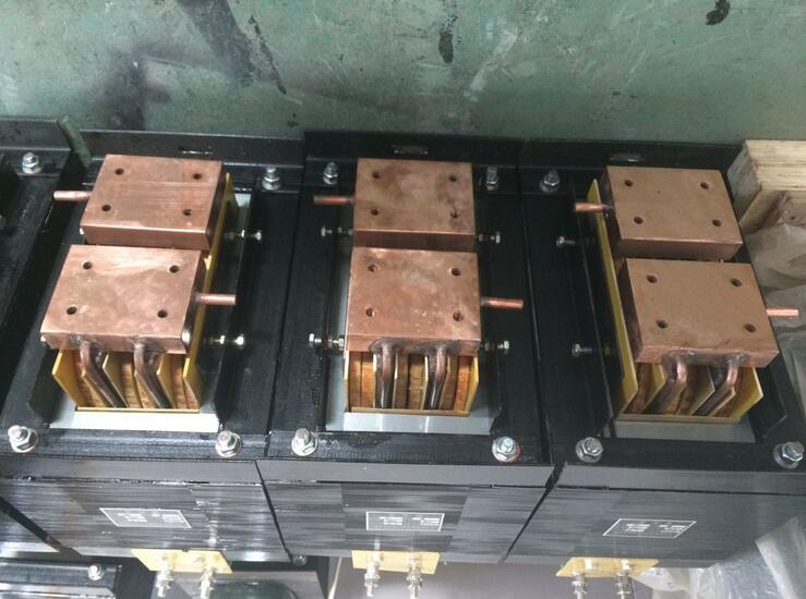 水冷變壓器  303KVA  U1 380V  U2 3.6V 4.6V 5.3V